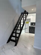 3110 SW 19th Ter in Miami, FL - Foto de edificio - Building Photo