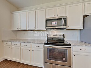 118 White Ash Dr in Asheville, NC - Building Photo - Building Photo