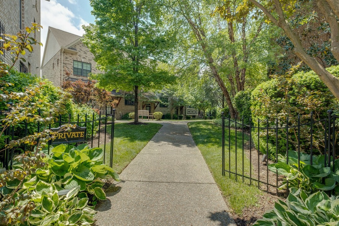 3180 Parthenon Ave in Nashville, TN - Building Photo