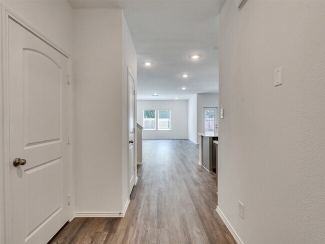 24863 Springbluff Vly in Magnolia, TX - Building Photo - Building Photo