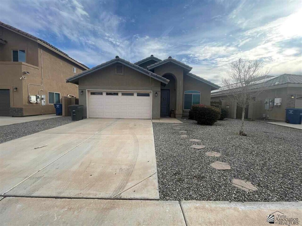 4131 W 25th St in Yuma, AZ - Building Photo