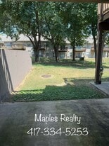 25 Fall Creek Trl in Branson, MO - Building Photo