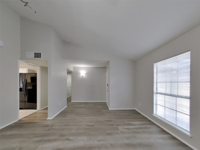 2806 Quail Run Dr in Humble, TX - Building Photo - Building Photo