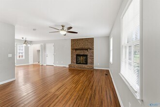 121 Grayson Ave in Madison, AL - Building Photo - Building Photo