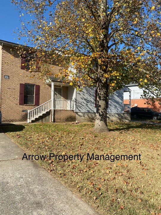 1714 Westchester Dr in Nashville, TN - Building Photo