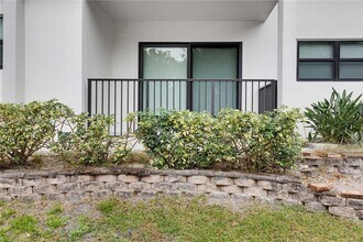 1000 River Reach Dr, Unit 119 in Fort Lauderdale, FL - Building Photo - Building Photo
