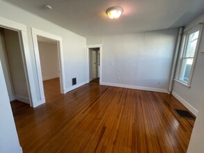 26 Livingston Ave in Pittsfield, MA - Building Photo - Building Photo