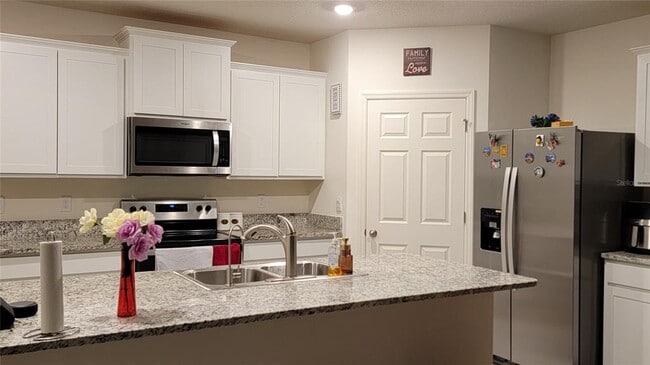 978 Remington Green Dr SE in Palm Bay, FL - Building Photo - Building Photo