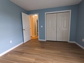 50 Brookside Dr in Exeter, NH - Building Photo - Building Photo