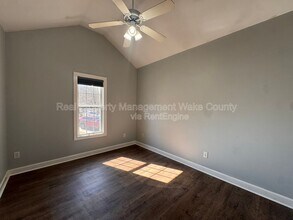 828 Shackleton Rd in Apex, NC - Building Photo - Building Photo