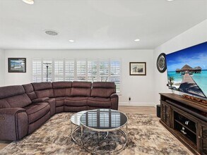 1666 North Dakota Ave NE in St. Petersburg, FL - Building Photo - Building Photo