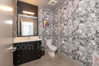 527 Molino St in Los Angeles, CA - Foto de edificio - Building Photo