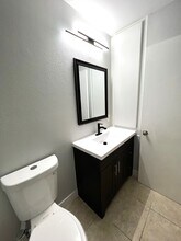 23322 Caminito Andreta in Laguna Hills, CA - Building Photo - Building Photo