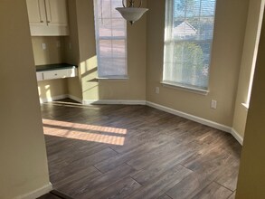 701 Glenarthur Dr in Wilmington, NC - Foto de edificio - Building Photo