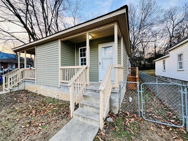 property at 4619 Kirkland Ave