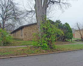 The Cottages on Rockford in Tulsa, OK - Foto de edificio - Building Photo