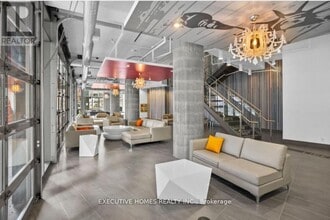 150 E Liberty St in Toronto, ON - Building Photo - Building Photo