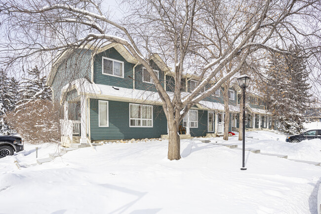 Crystal Gardens in Calgary, AB - Building Photo - Building Photo