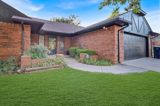 property at 10405 Casa Linda