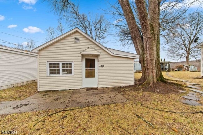 property at 190 US-46