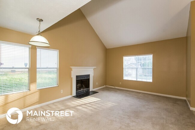 1975 Glenwood Downs Dr in Decatur, GA - Building Photo - Building Photo