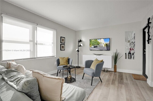 619 Euclid Ave in Miami Beach, FL - Building Photo - Building Photo