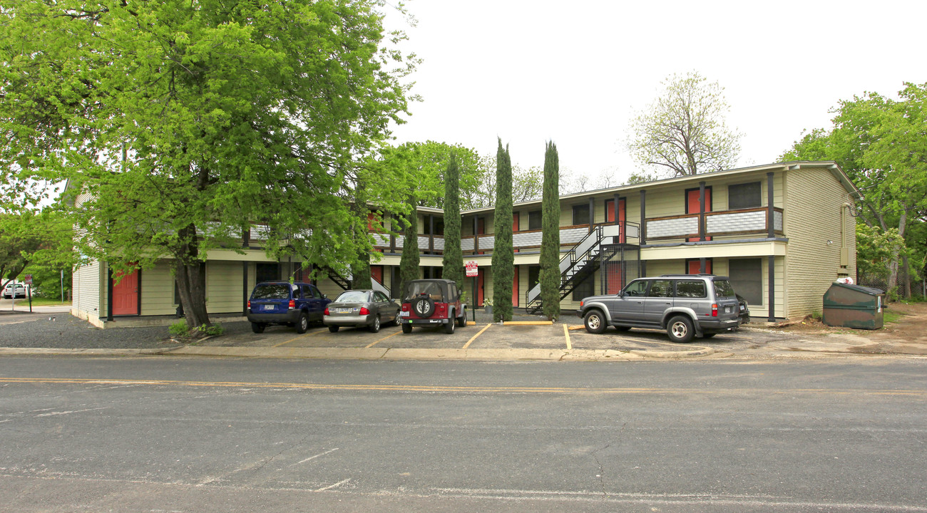 Bruning Lofts Apartments in Austin, TX - Building Photo