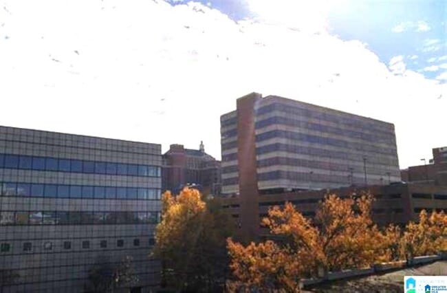 2020 5th Ave N in Birmingham, AL - Foto de edificio - Building Photo