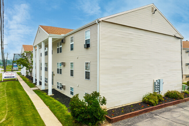 Arlington South Apartments in Toledo, OH - Foto de edificio - Building Photo