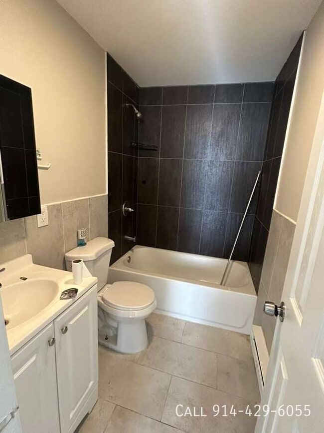 property at 206 S 9th Ave