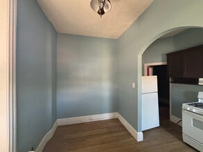 1003 W Main St in Norristown, PA - Building Photo - Building Photo