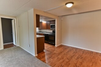 1073 Lancaster Blvd in Mechanicsburg, PA - Building Photo - Building Photo