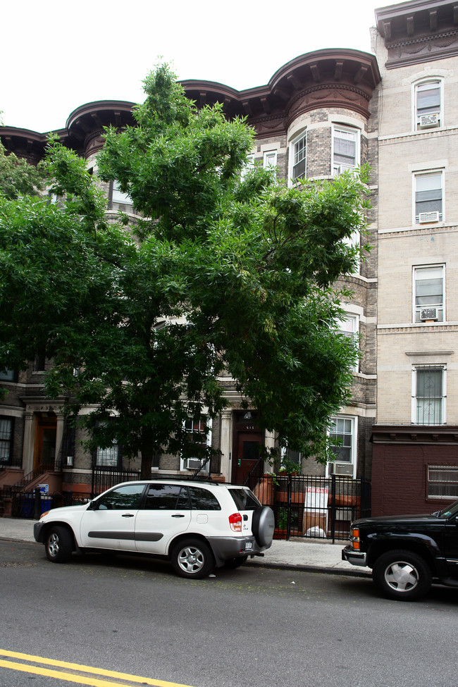 513 6th Ave in Brooklyn, NY - Foto de edificio - Building Photo