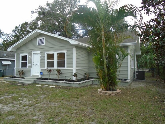 504 4th Ave E in Bradenton, FL - Building Photo - Building Photo