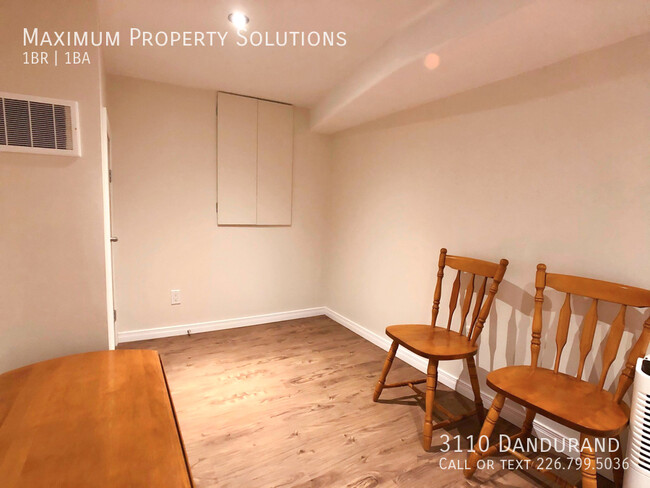ALL INCLUSIVE Beautifully Renovated 1 Bedr in Windsor, ON - Building Photo - Building Photo