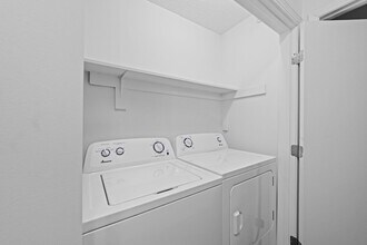 2120 Ruark Ct in Raleigh, NC - Building Photo - Building Photo