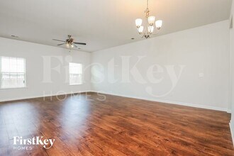 210 Firewheel Ct in Summerville, SC - Building Photo - Building Photo
