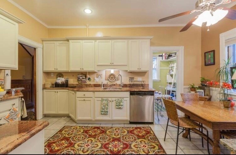 53 University Rd, Unit 1 in Brookline, MA - Building Photo