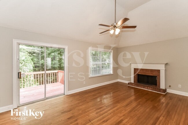 4017 Rhinehart Ct in Austell, GA - Foto de edificio - Building Photo