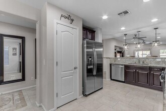 2220 E Stacey Rd in Gilbert, AZ - Building Photo - Building Photo