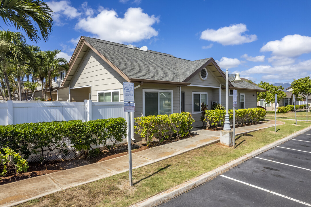 Spinnaker Place in Ewa Beach, HI - Building Photo