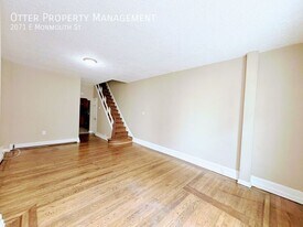 2071 E Monmouth St in Philadelphia, PA - Building Photo