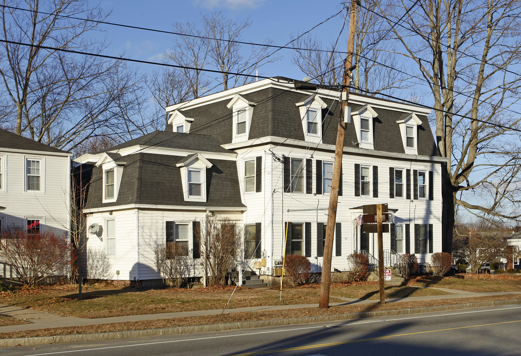 48 Main St in Gorham, ME - Foto de edificio