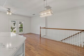 5617 Lindell Ave in Dallas, TX - Building Photo - Building Photo