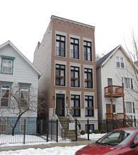 2645 N Mildred Ave in Chicago, IL - Building Photo - Building Photo