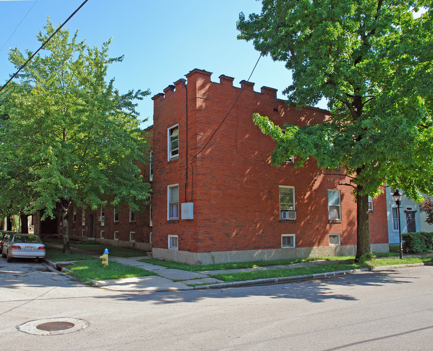 114-118 Clay St in Dayton, OH - Foto de edificio