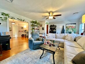 11 Spring Park Ave, Unit 3 in Boston, MA - Foto de edificio - Building Photo