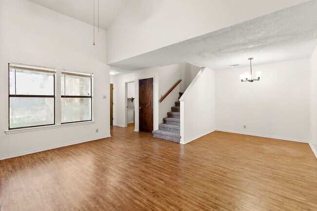 1303 Conway Dr in San Marcos, TX - Building Photo - Building Photo