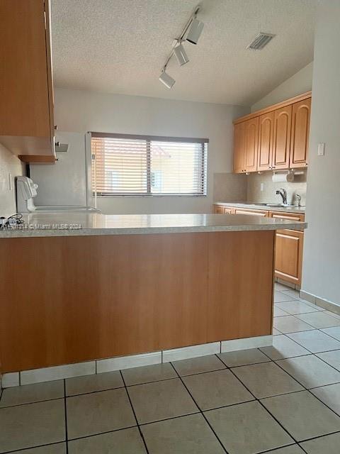 7881 W 29th Way-Unit -202 in Hialeah, FL - Building Photo