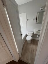 110 1/2 Main St in Beckley, WV - Foto de edificio - Building Photo